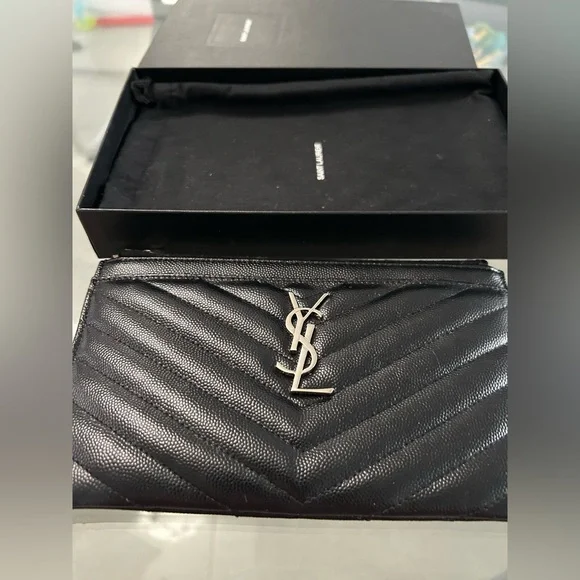 Yves Saint Laurent Nero Pouch Box - Picture 5 of 8